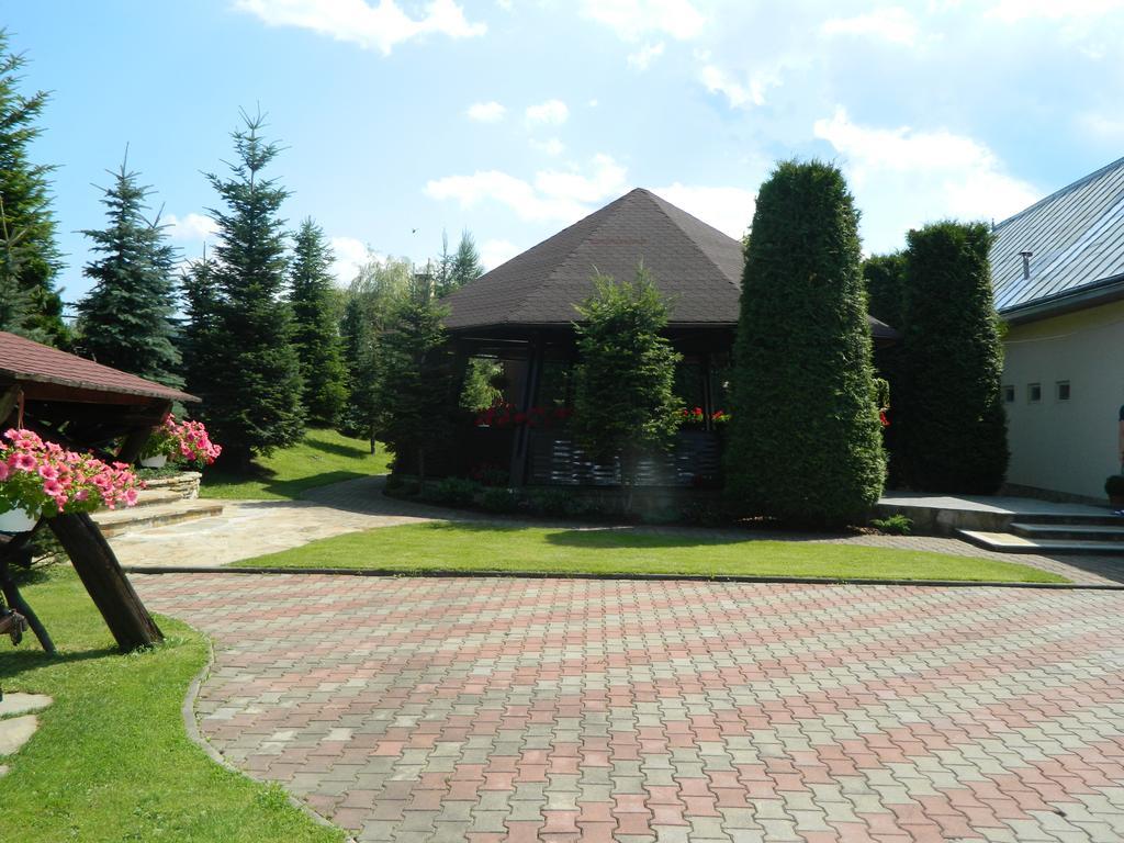 Pensiunea Madalina Putna  Exterior photo