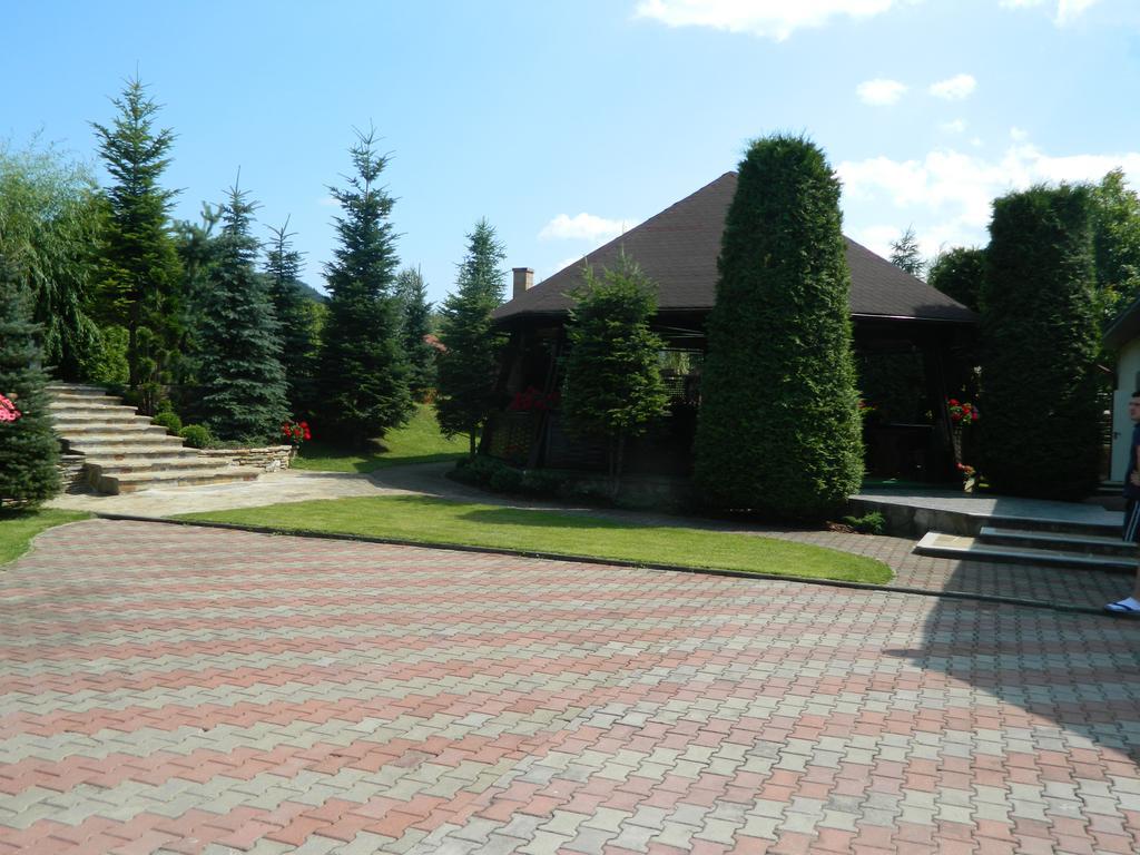 Pensiunea Madalina Putna  Exterior photo